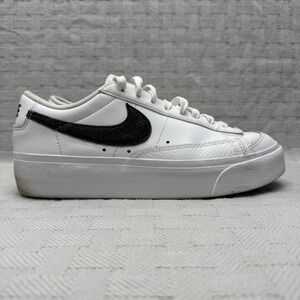 Nike Blazer Low Platform Shoes Womens Size 9.5 White Black Sneakers DZ5210-100